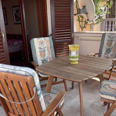 Apartment Mona 1, Fantastischer Meerblick ดราเก ภายนอก รูปภาพ